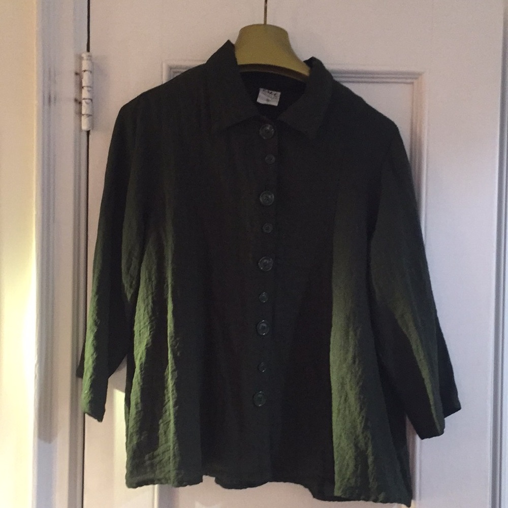 Color Me Cotton button down dark green shirt